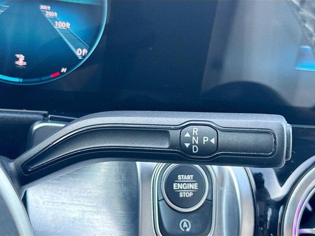 Photo of 2020 White Mercedes-Benz GLB 250