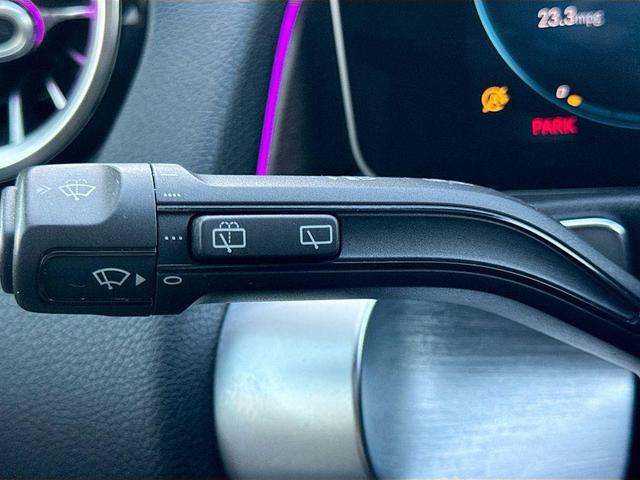 Photo of 2020 White Mercedes-Benz GLB 250