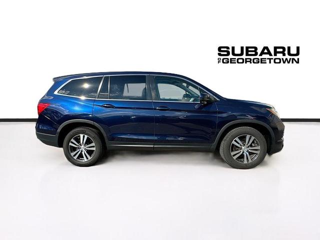 Photo of 2018 Black Honda Pilot