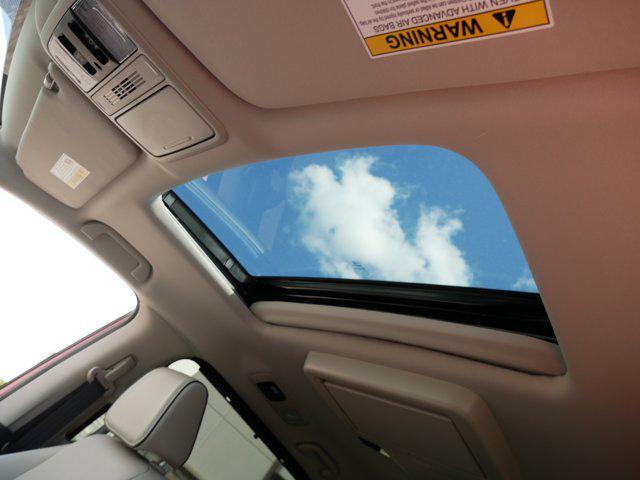 Photo of 2025 Radiant Red Honda Odyssey