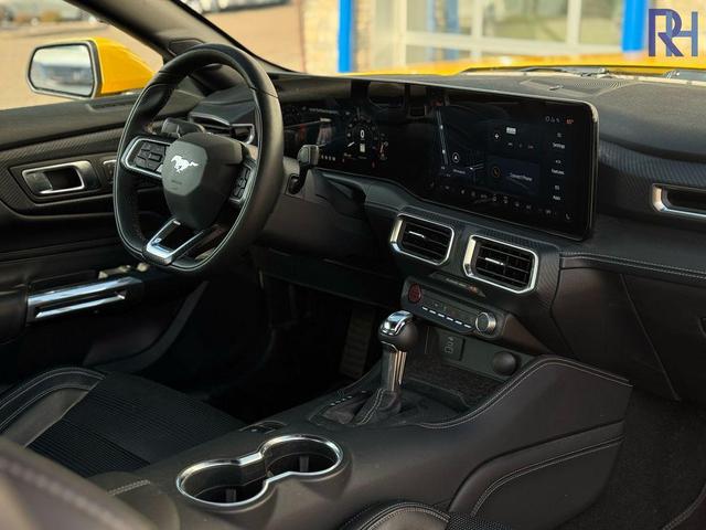 Photo of 2024 Yellow Splash Metallic Tri-coat Ford Mustang