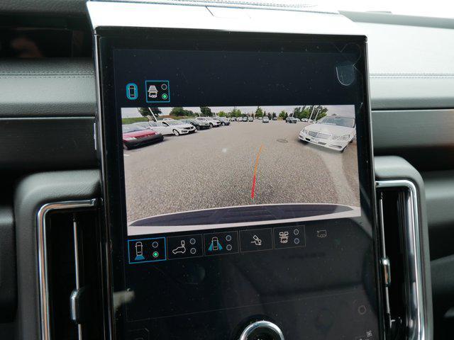 Photo of 2025 Summit White GMC Yukon
