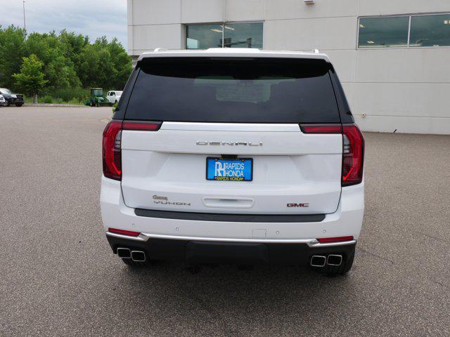 Photo of 2025 Summit White GMC Yukon