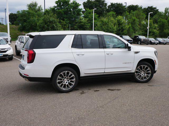 Photo of 2025 Summit White GMC Yukon
