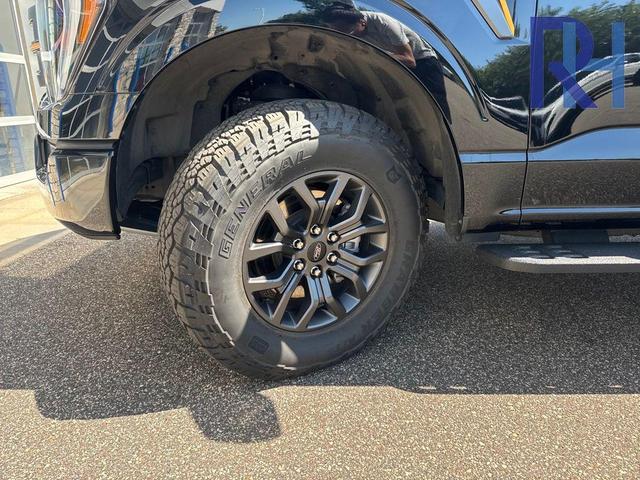 Photo of 2023 Agate Black Metallic Ford F-150