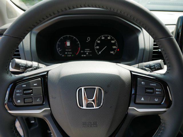 Photo of 2025 Gray Pearl Honda Odyssey