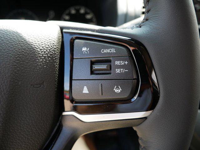 Photo of 2025 Gray Pearl Honda Odyssey