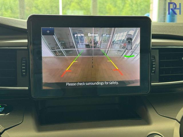 Photo of 2021 Gray Ford Explorer