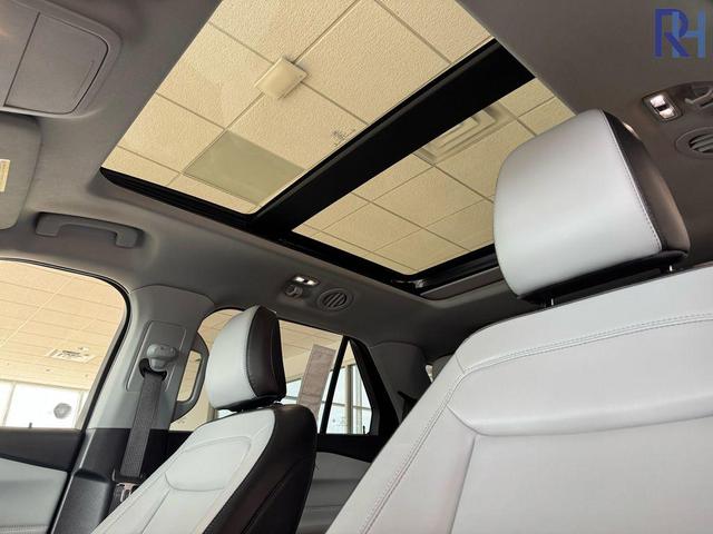 Photo of 2021 Gray Ford Explorer