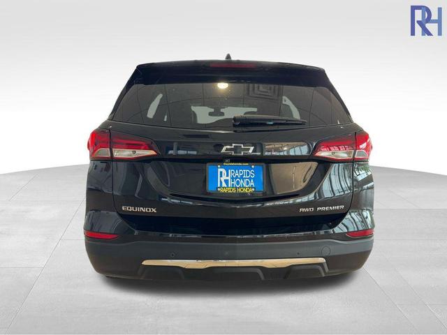 Photo of 2023 Mosaic Black Metallic Chevrolet Equinox