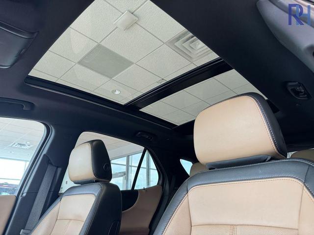 Photo of 2023 Mosaic Black Metallic Chevrolet Equinox