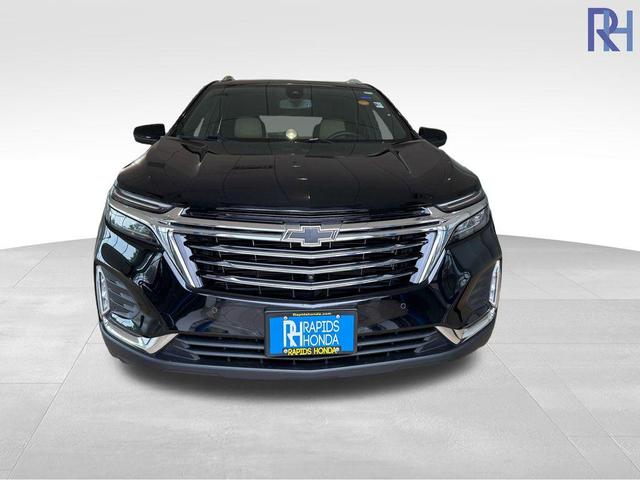 Photo of 2023 Mosaic Black Metallic Chevrolet Equinox