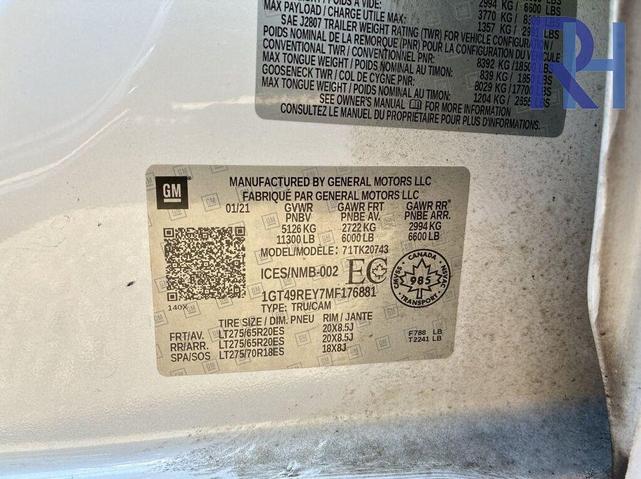 Photo of 2021 White Frost GMC Sierra 2500