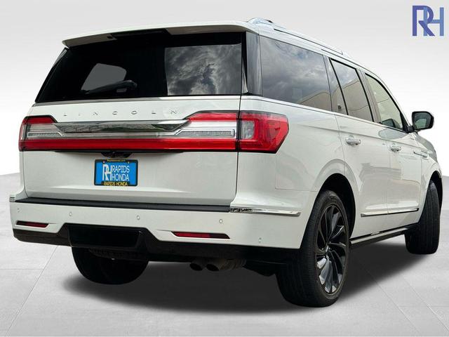Photo of 2020 Pristine White Lincoln Navigator