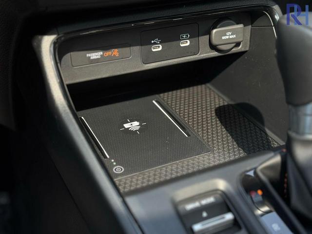 Photo of 2026 Crystal Black Pearl Honda CR-V Hybrid