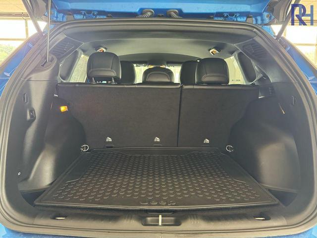 Photo of 2024 Hydro Blue Pearlcoat Jeep Compass