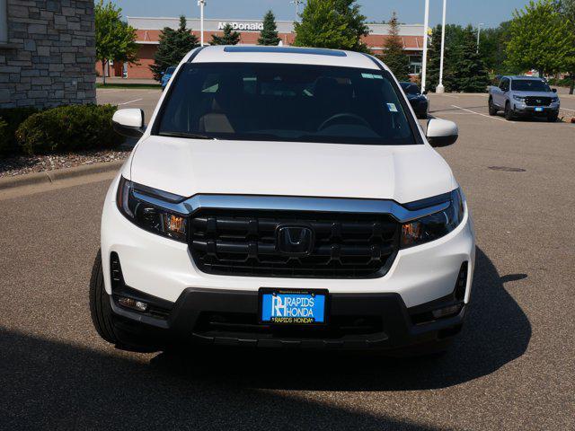 Photo of 2025 Platinum White Honda Ridgeline