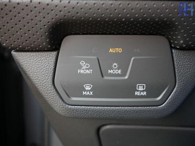 Photo of 2025 Pure Gray Volkswagen Atlas