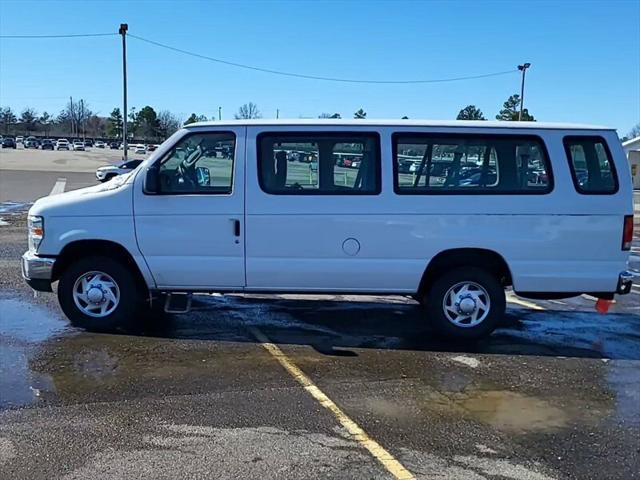 2014 Ford E350 Super Duty