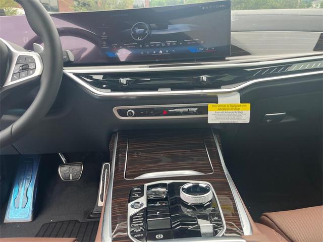 Photo of 2026 Brooklyn Grey Metallic BMW X7