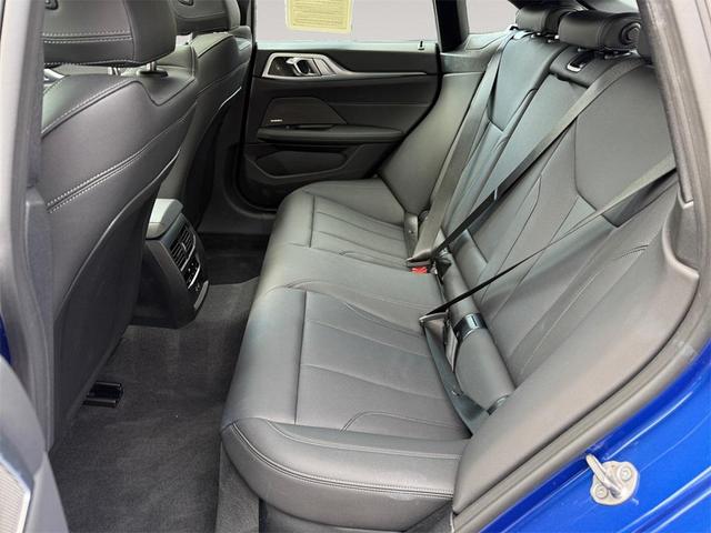Photo of 2025 Blue BMW M440