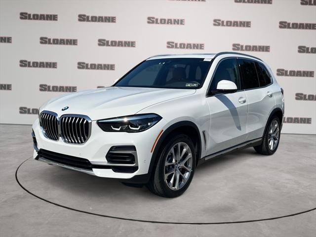 Photo of 2023 Alpine White BMW X5