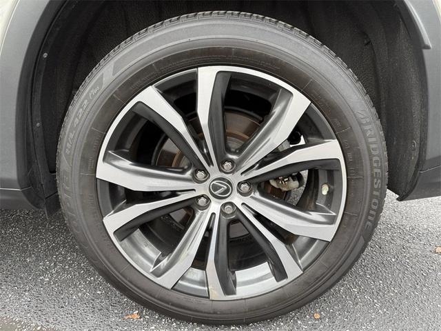 Photo of 2020 Atomic Silver Lexus RX 350