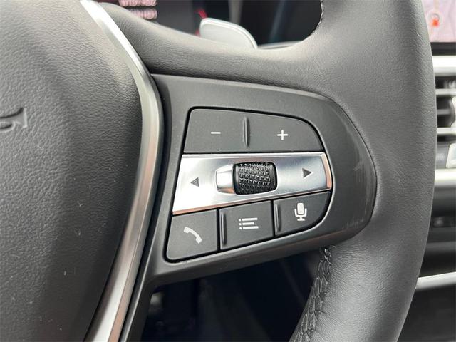 Photo of 2019 Alpine White BMW 330