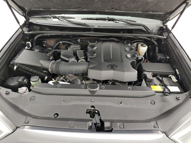 Photo of 2022 Gray Toyota 4Runner