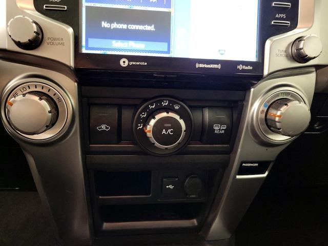 Photo of 2022 Gray Toyota 4Runner