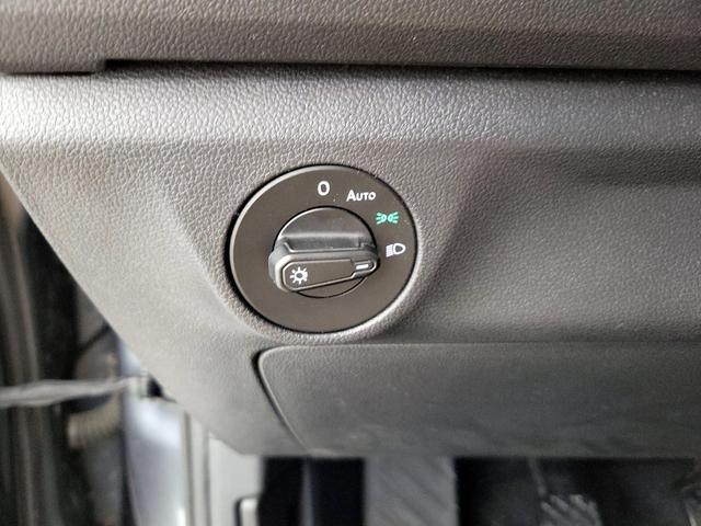 Photo of 2020 Gray Volkswagen Jetta