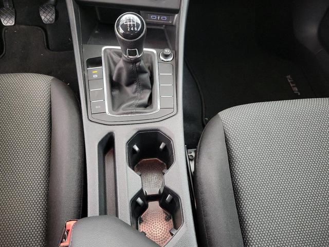 Photo of 2020 Gray Volkswagen Jetta