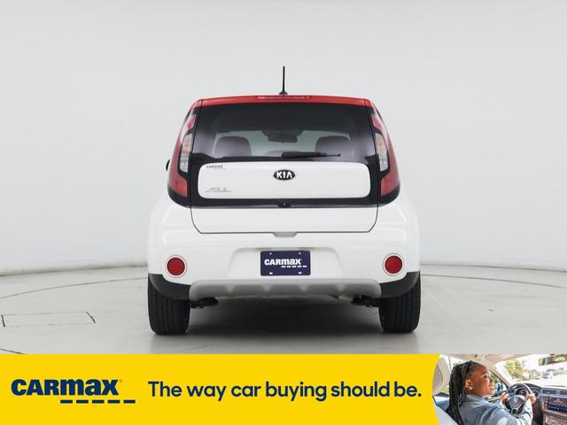 Photo of 2019 White Kia Soul