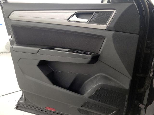 Photo of 2020 Black Volkswagen Atlas