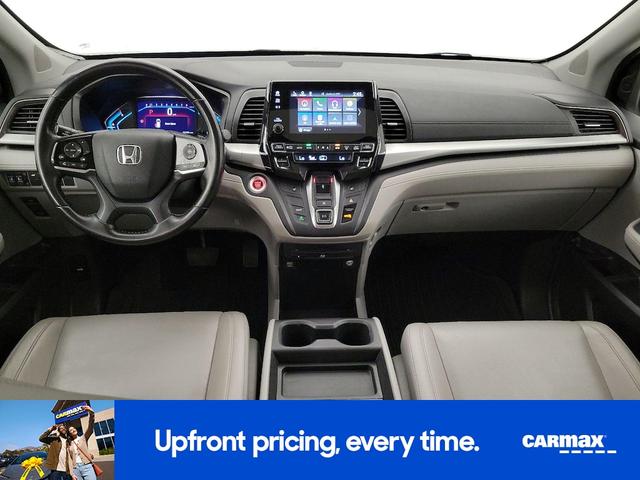 Photo of 2018 Gray Honda Odyssey