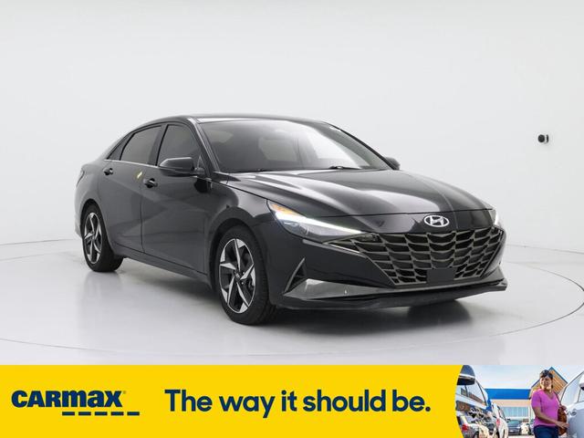 2022 Hyundai Elantra Hev