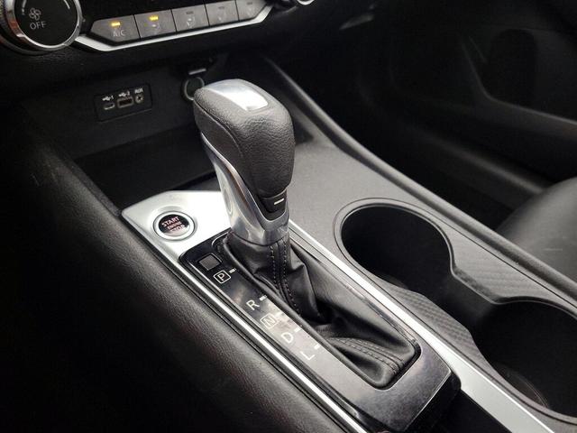 Photo of 2019 Gray Nissan Altima