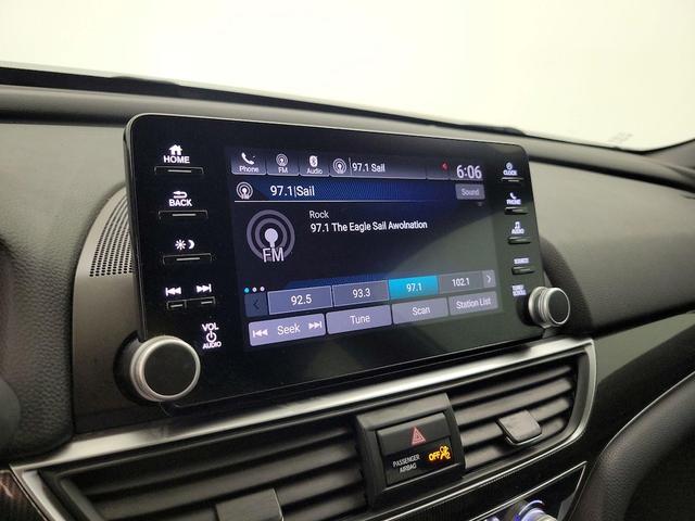 Photo of 2018 White Honda Accord