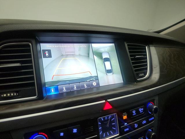 Photo of 2018 Black Genesis G80