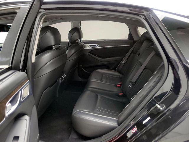 Photo of 2018 Black Genesis G80