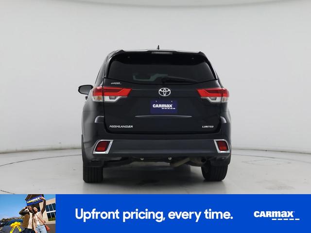 Photo of 2019 Black Toyota Highlander