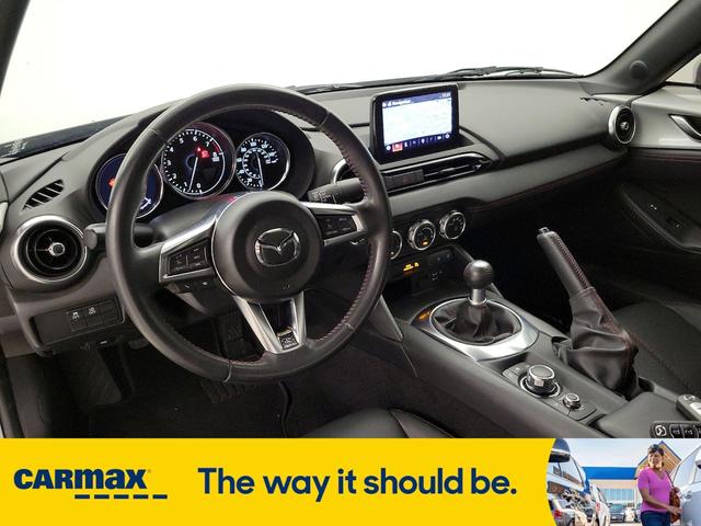 Photo of 2019 Gray Mazda MX-5 Miata