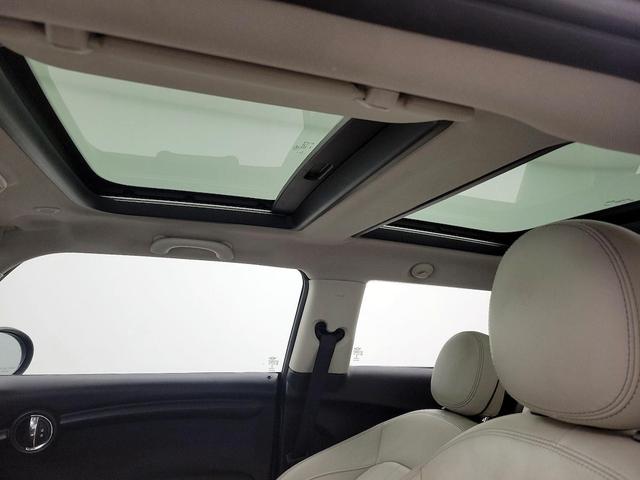 Photo of 2018 Gray MINI Hardtop