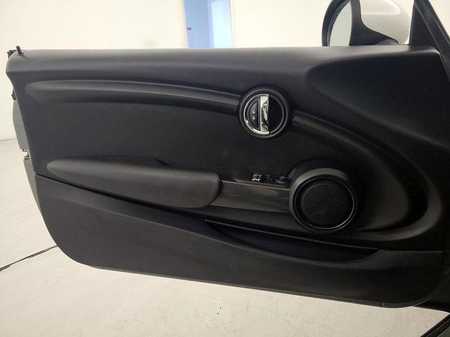 Photo of 2018 Gray MINI Hardtop