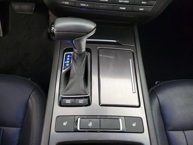 Photo of 2018 Black Genesis G80