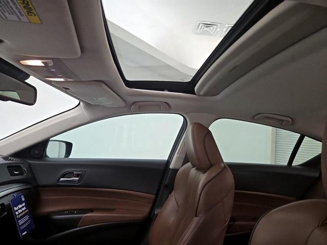 Photo of 2020 Gray Acura ILX