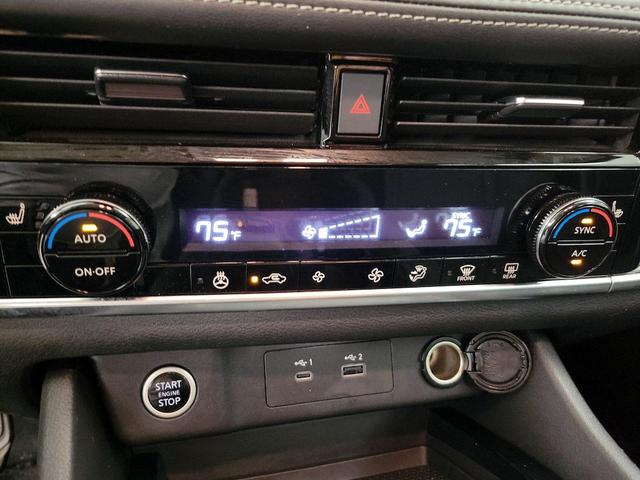 Photo of 2022 Red Nissan Rogue