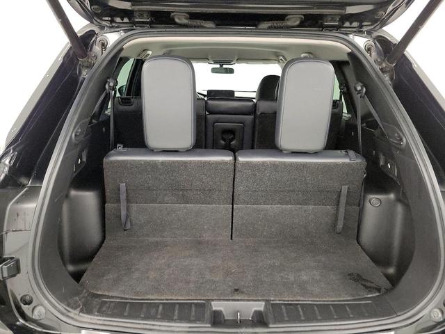 Photo of 2022 Black Mitsubishi Outlander