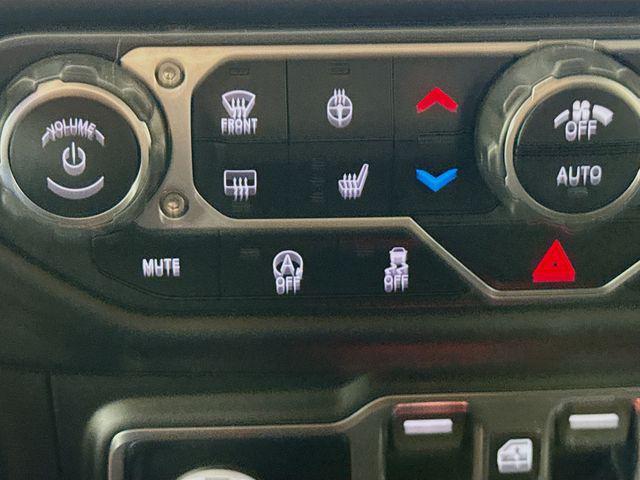 Photo of 2020 Bright White Clearcoat Jeep Wrangler Unlimited