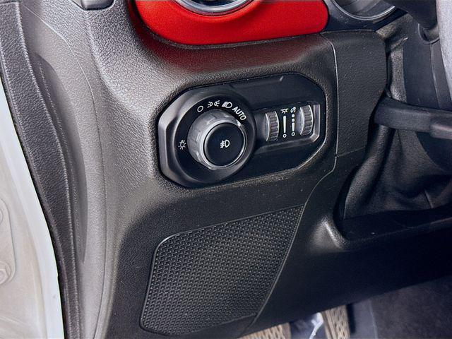 Photo of 2020 Bright White Clearcoat Jeep Wrangler Unlimited